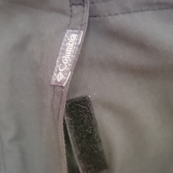 Columbia Dark Gray Shorts Size Small - Picture 4 of 6